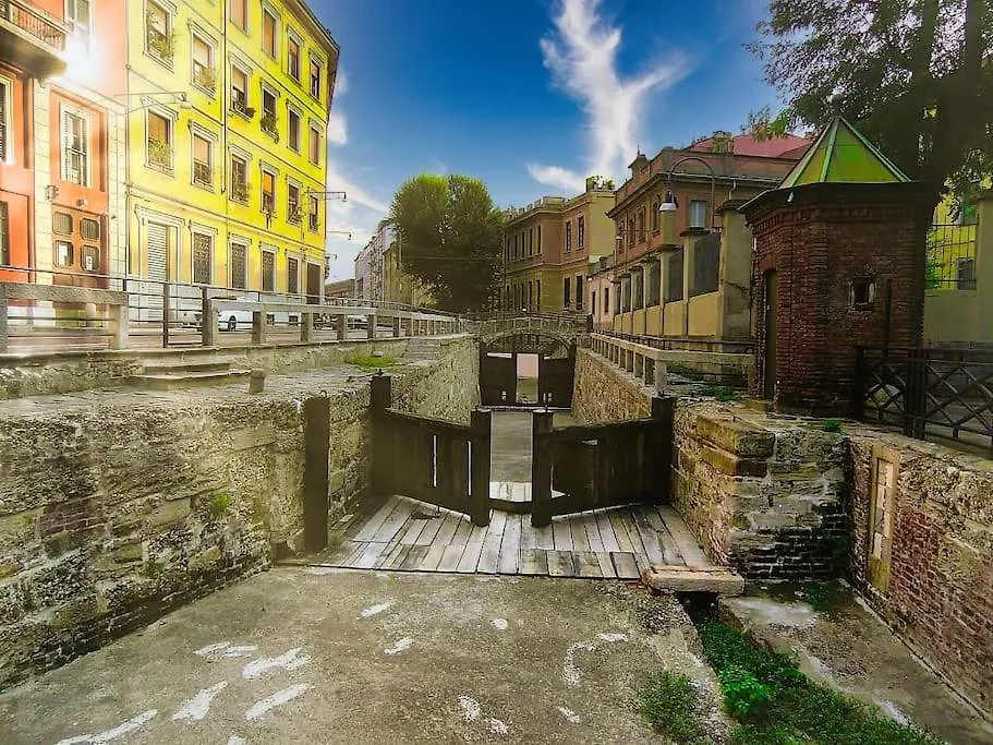 Apartment Taxi No-Need B&B - Metro, Train Station, Nightlife And Restaurants Italy