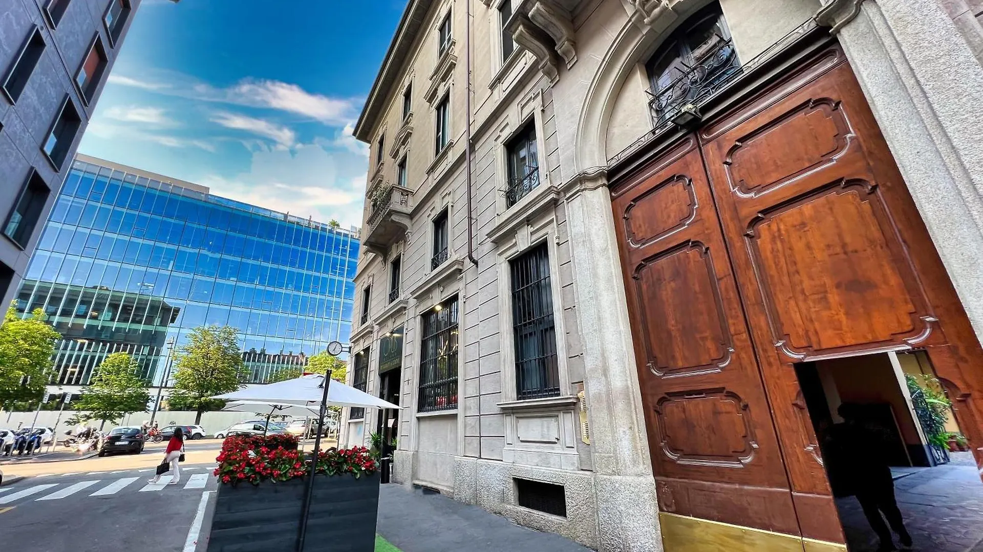 Taxi No-Need B&B - Metro, Train Station, Nightlife And Restaurants Apartment
